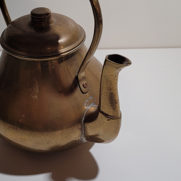 Antique Brass Tea Kettle - Picture 3 of 4